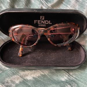 Vintage FENDI FS 143 Tortoise 140 Sunglasses Excellent used condition